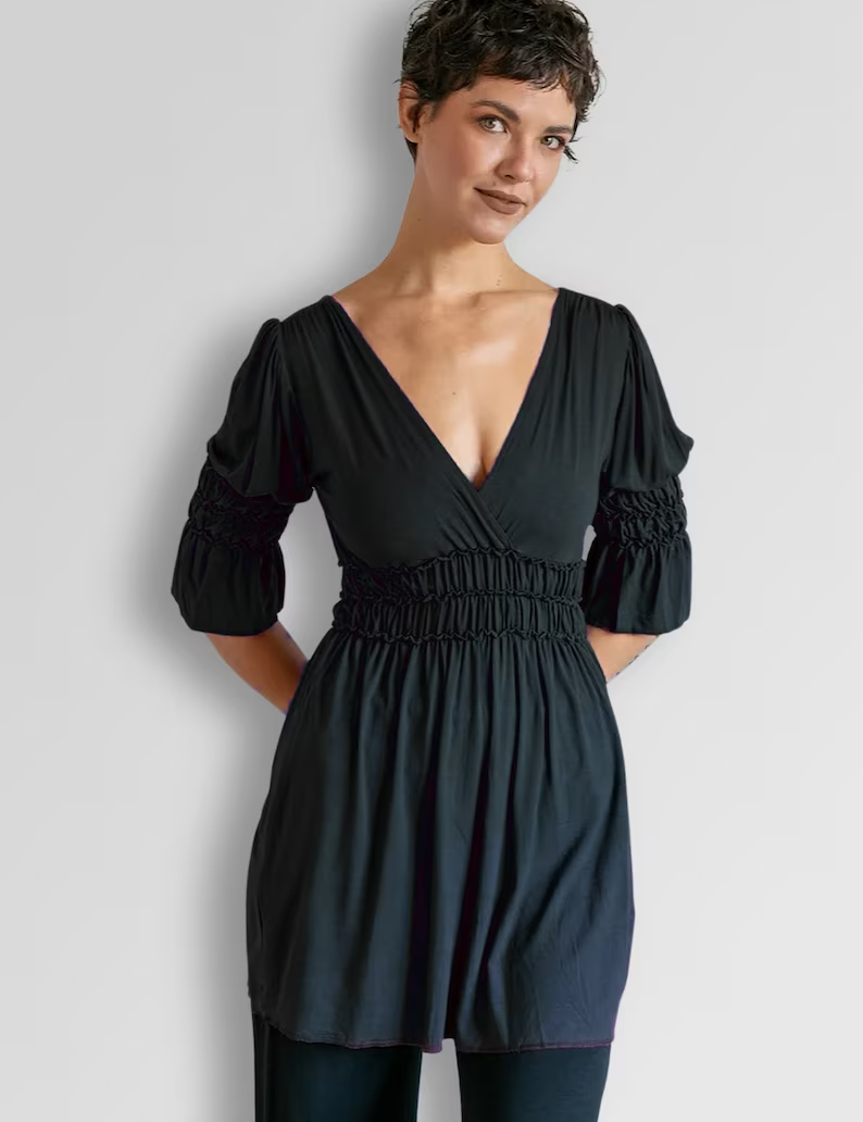 Goddess Sleeve Ruched Empire Waist Top in Black
