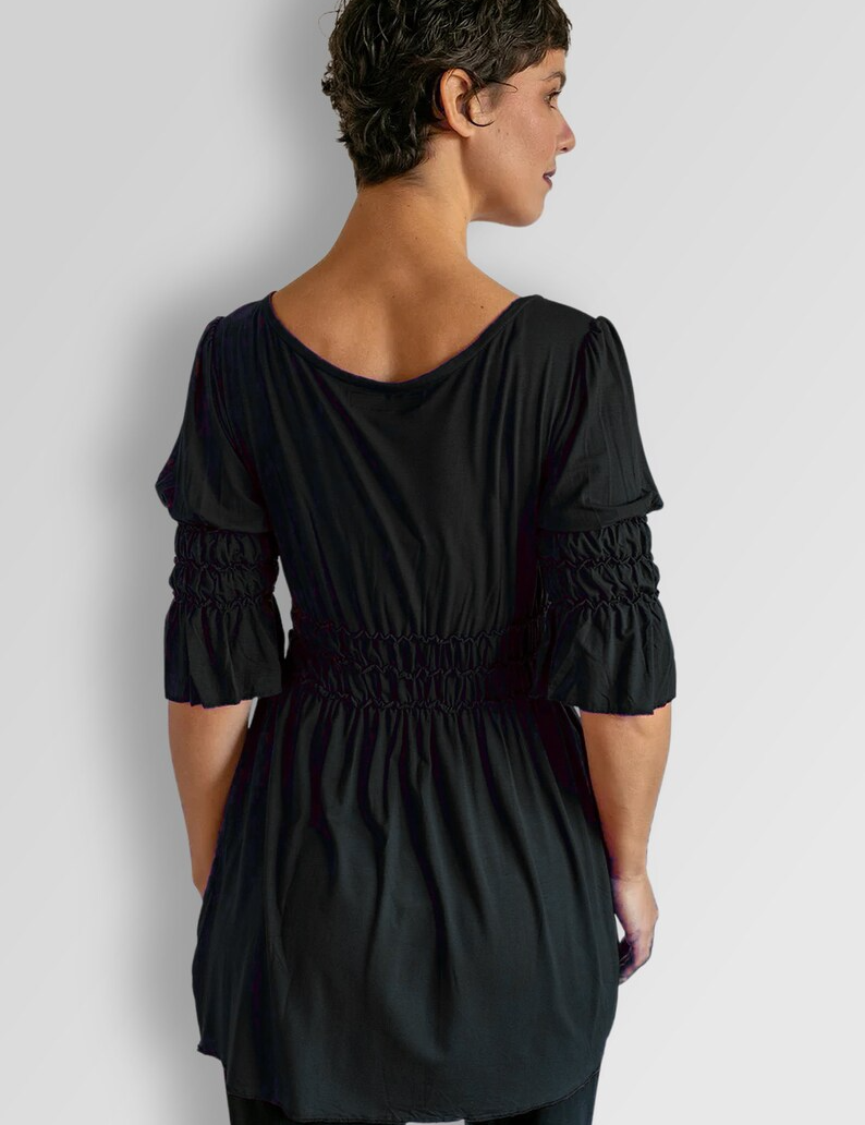 Goddess Sleeve Ruched Empire Waist Top in Black