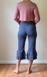 Ruffle Bloomer Yoga Flared Pants in Gray