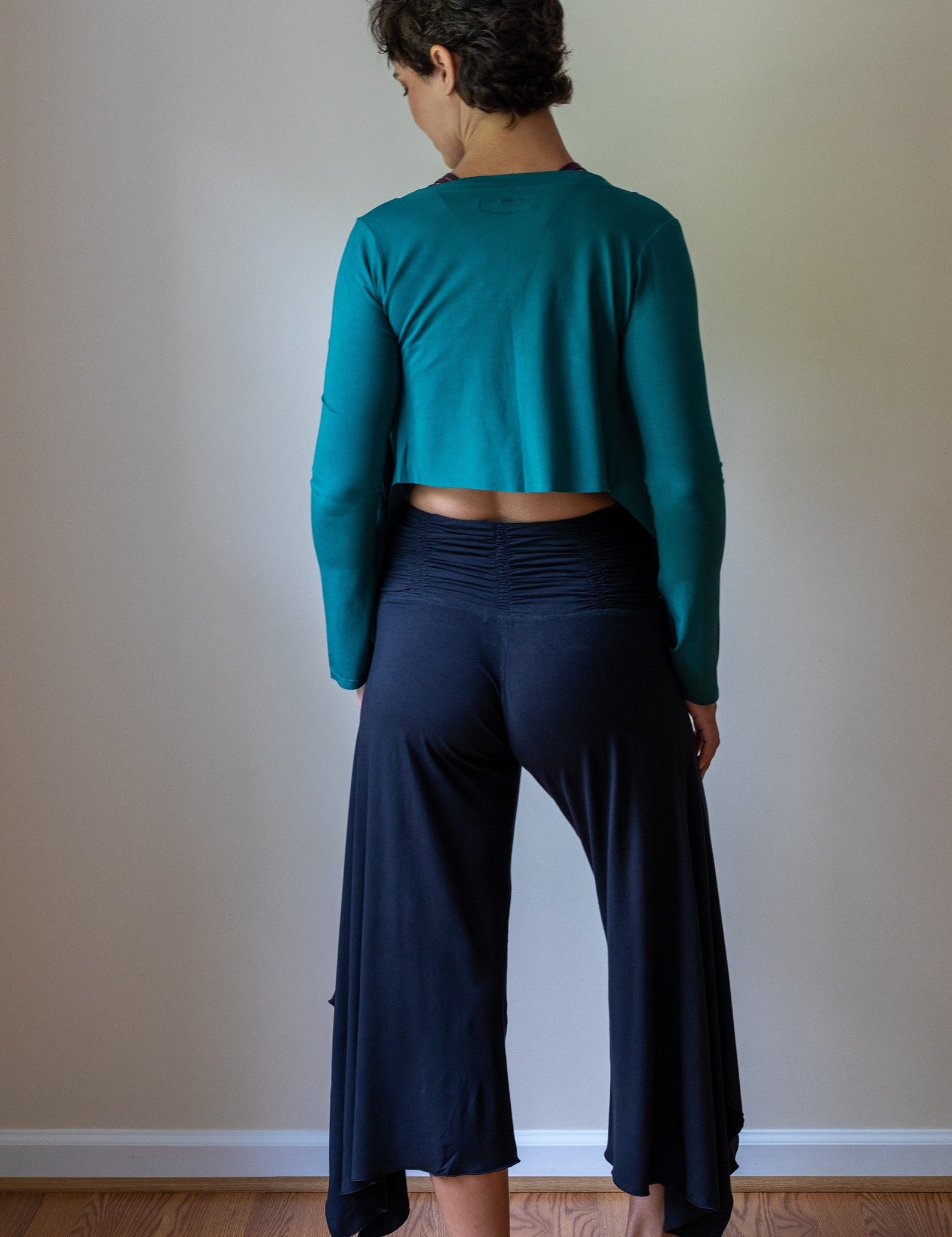 Ruched Waistband Gaucho Pants in Black