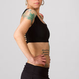Strappy Yoga Sports Bra Tank Top in Black