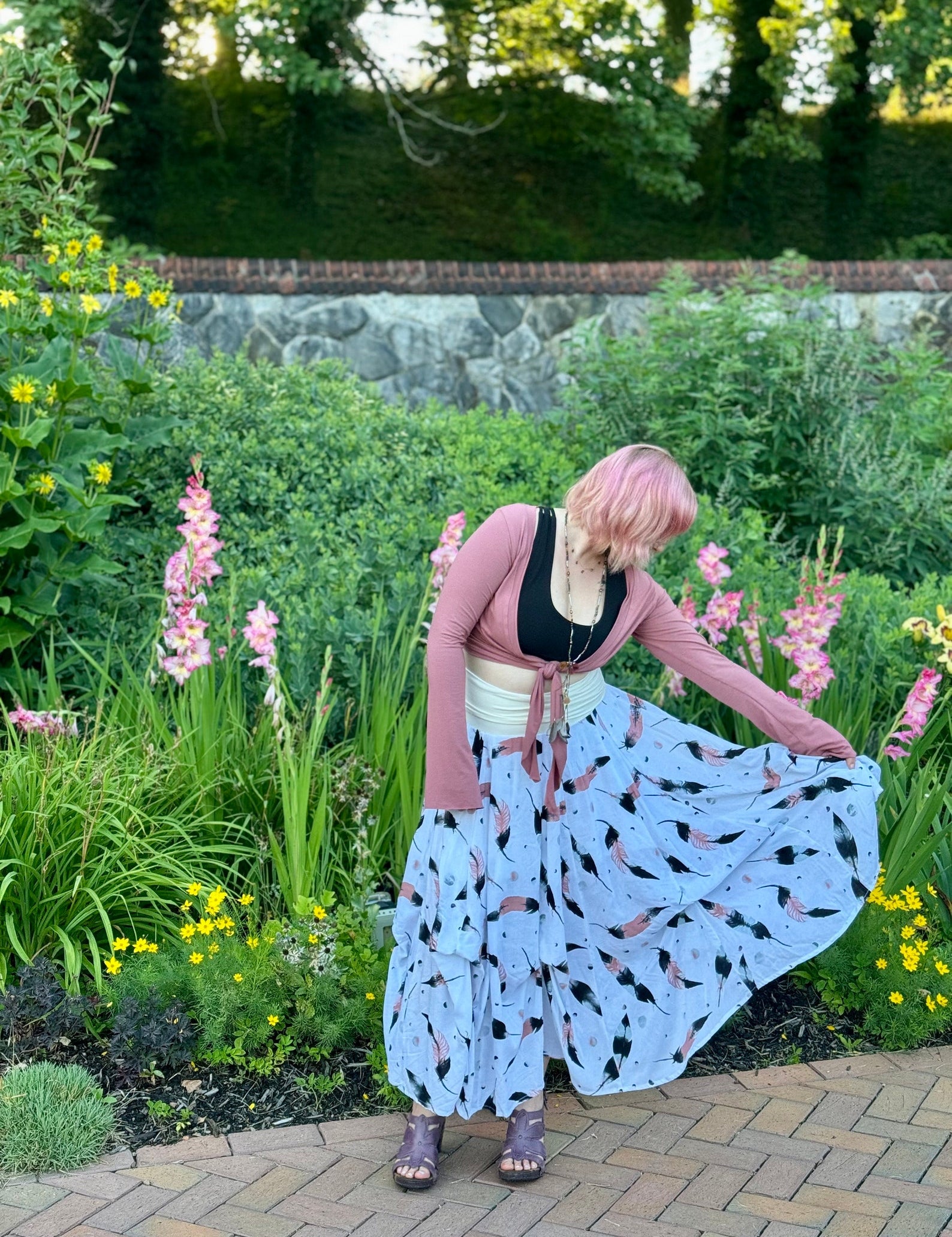 Blooming Lotus Multiple Ties Adjustable Length Skirt in Feather Motif