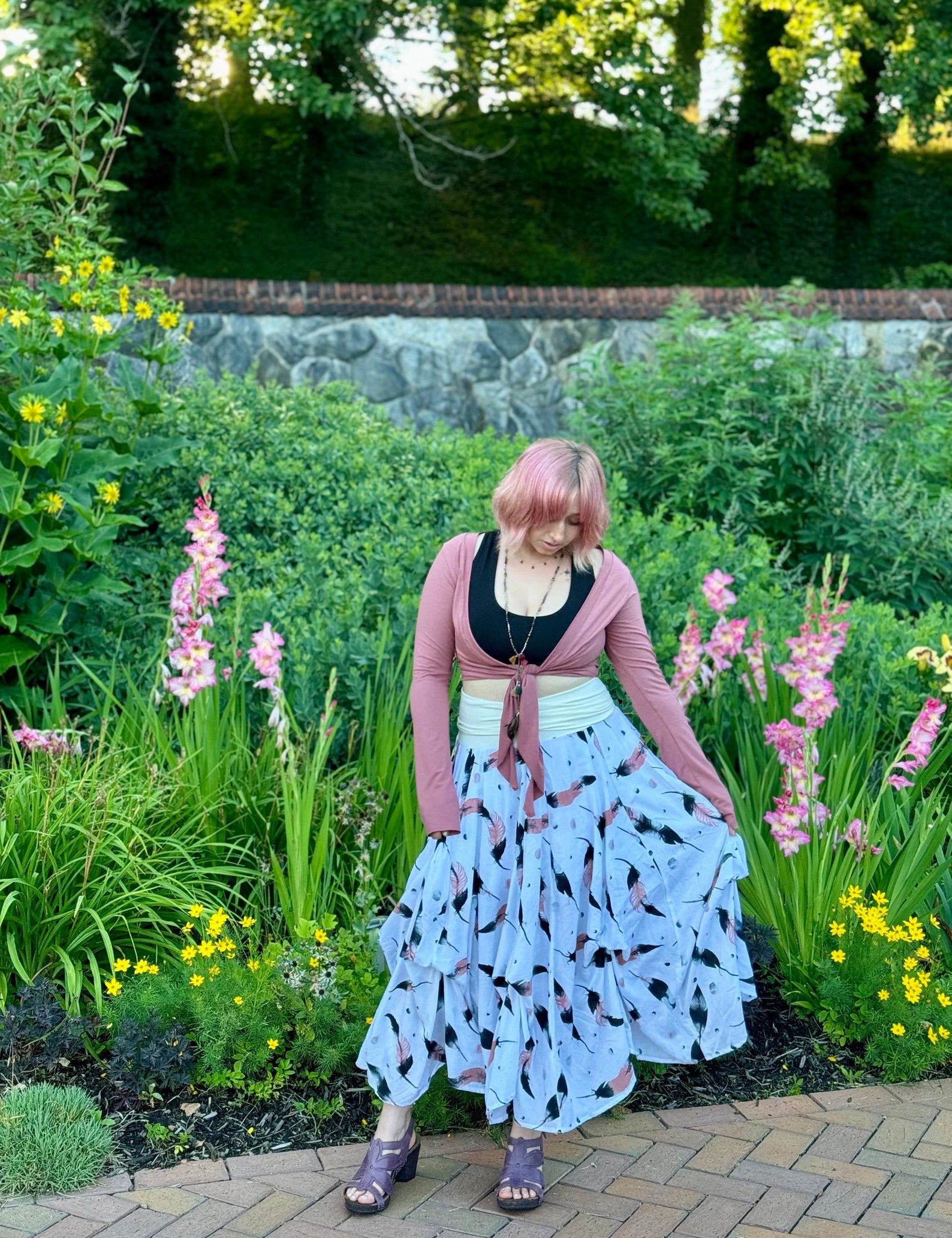 Blooming Lotus Multiple Ties Adjustable Length Skirt in Feather Motif