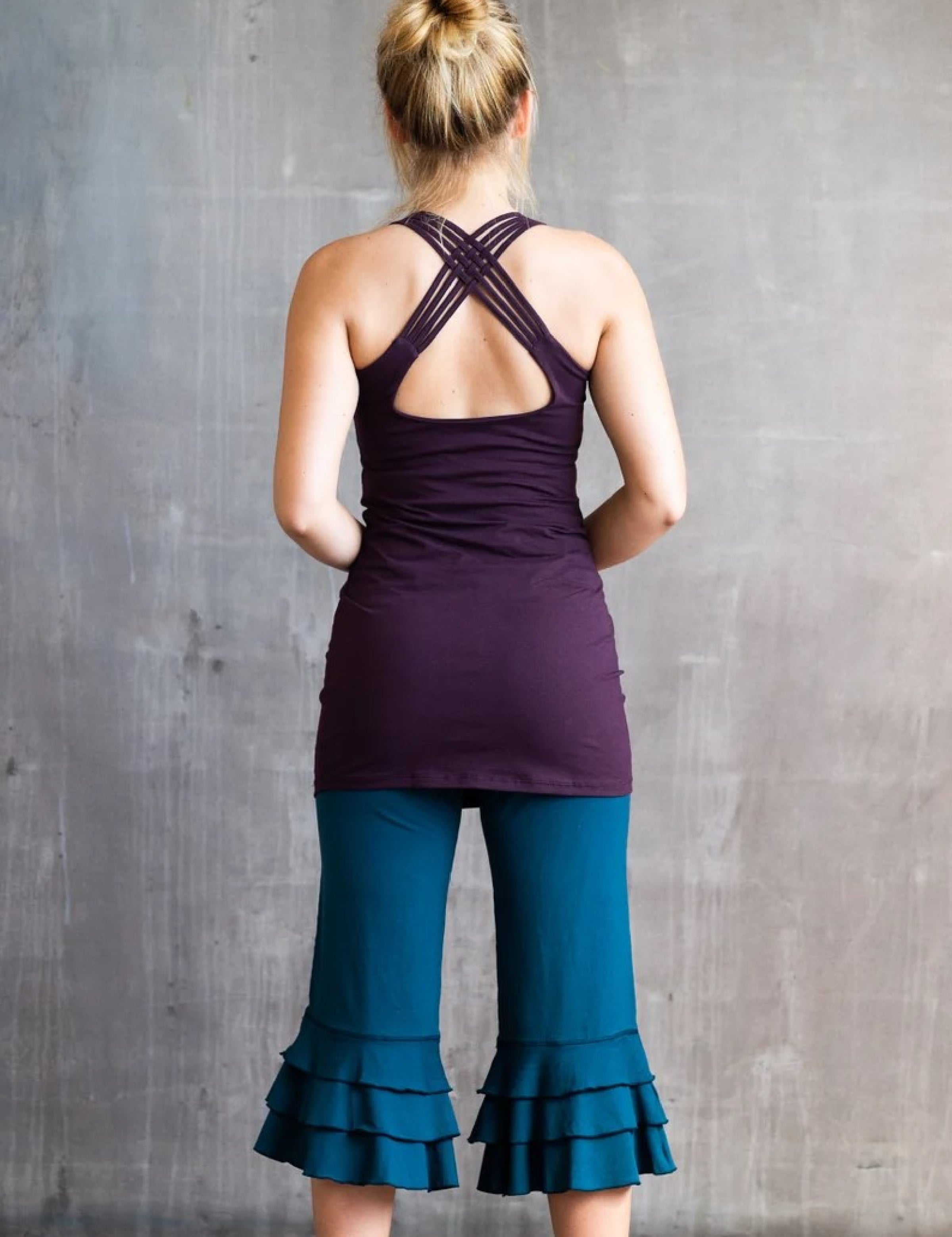 Extra Long Eggplant Woven Back Yoga Tank Top with Built-In Bra | Cotton Lycra Athletic Clothing