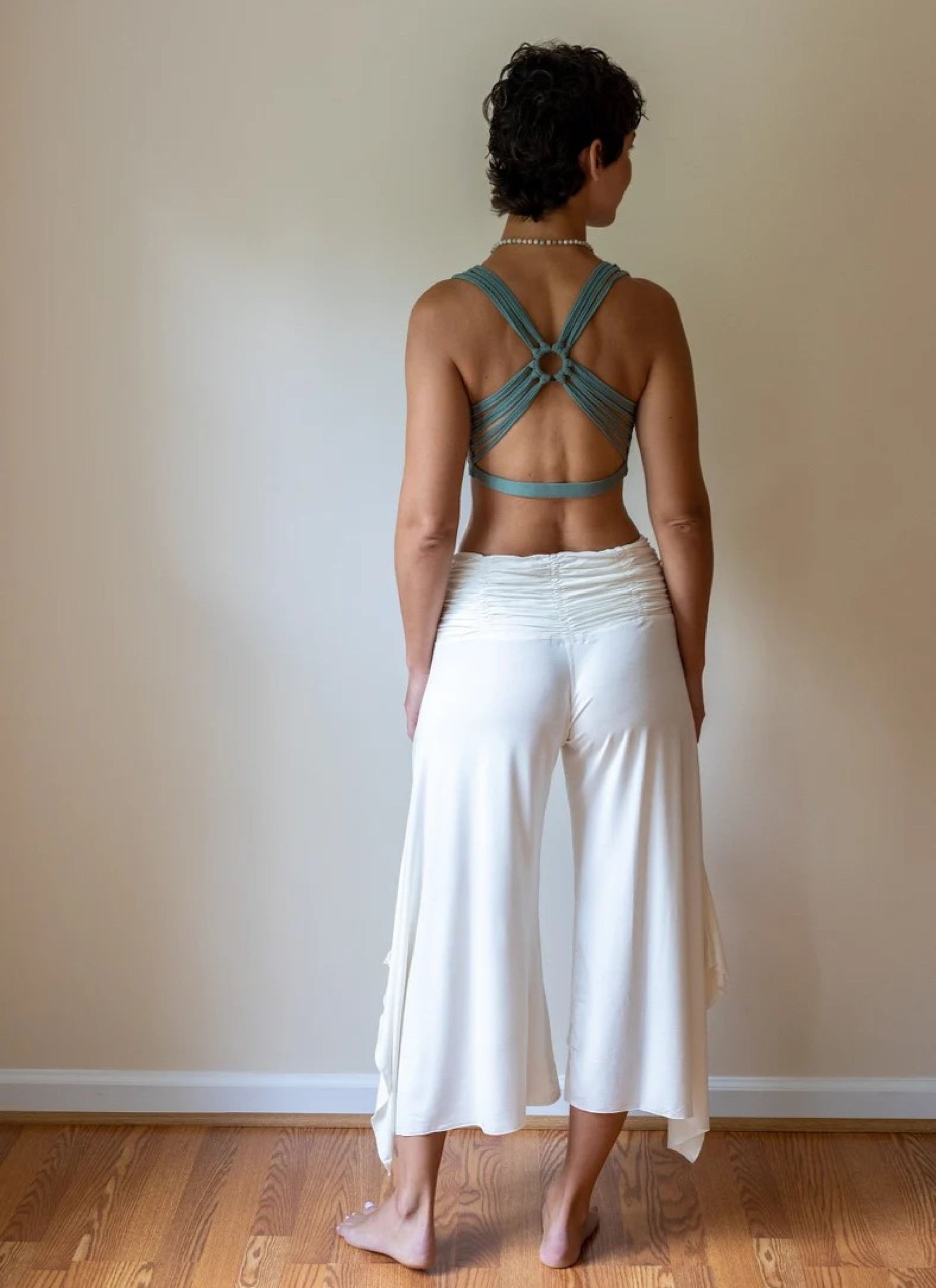 8x11in_1_4d969165-0023-450b-