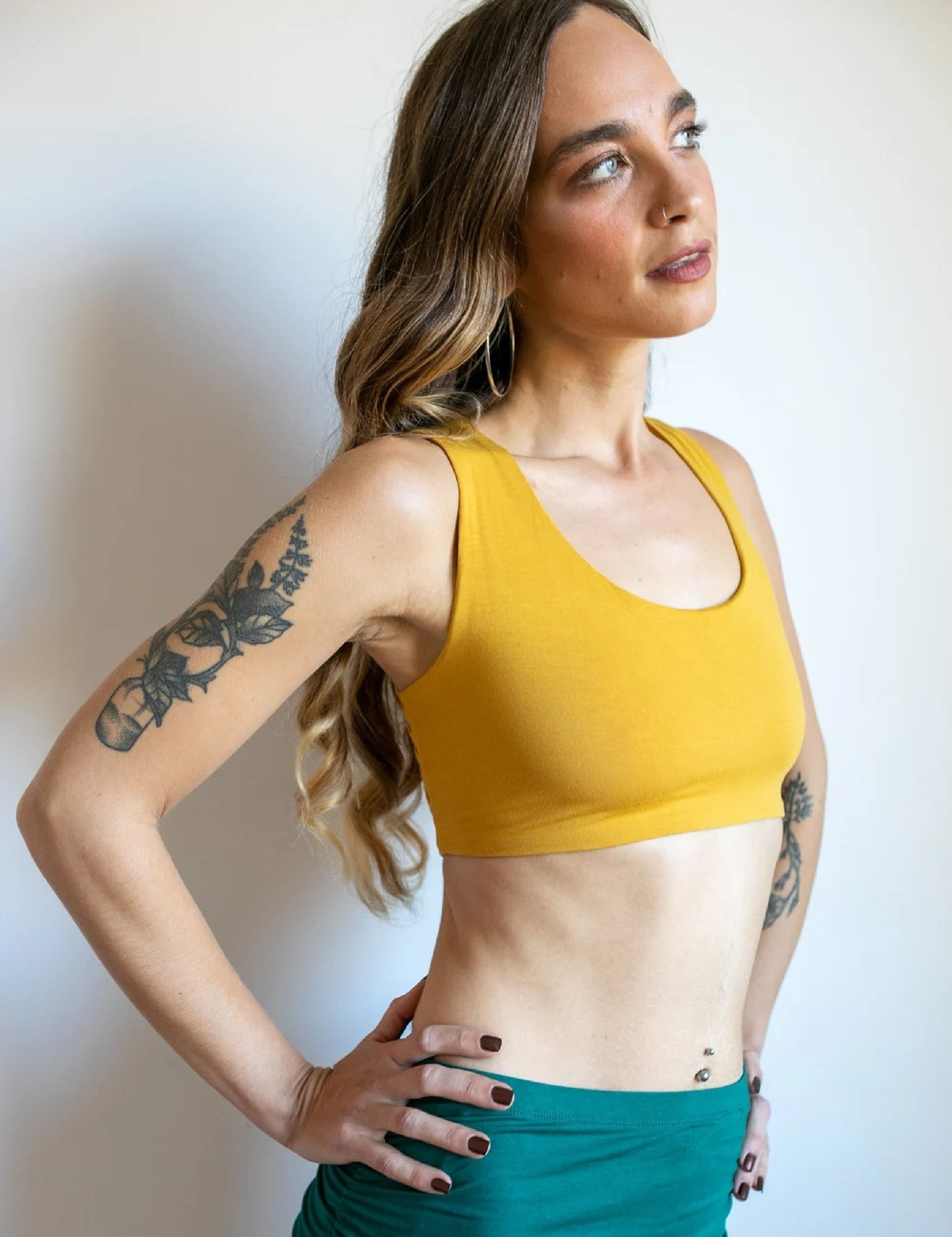 Shanti Criss Cross Back Yoga Sports Bra in Yellow Mustard