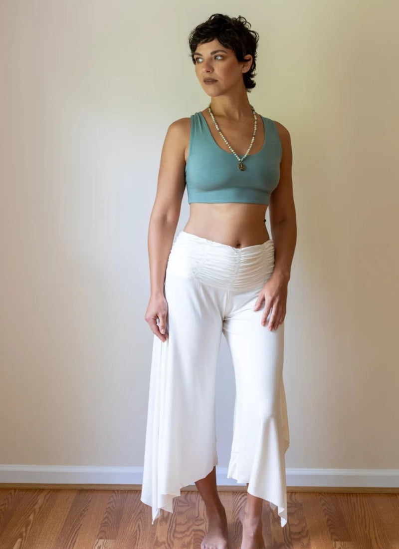 Shanti Strappy Woven Back Yoga Tank Bra in Sage