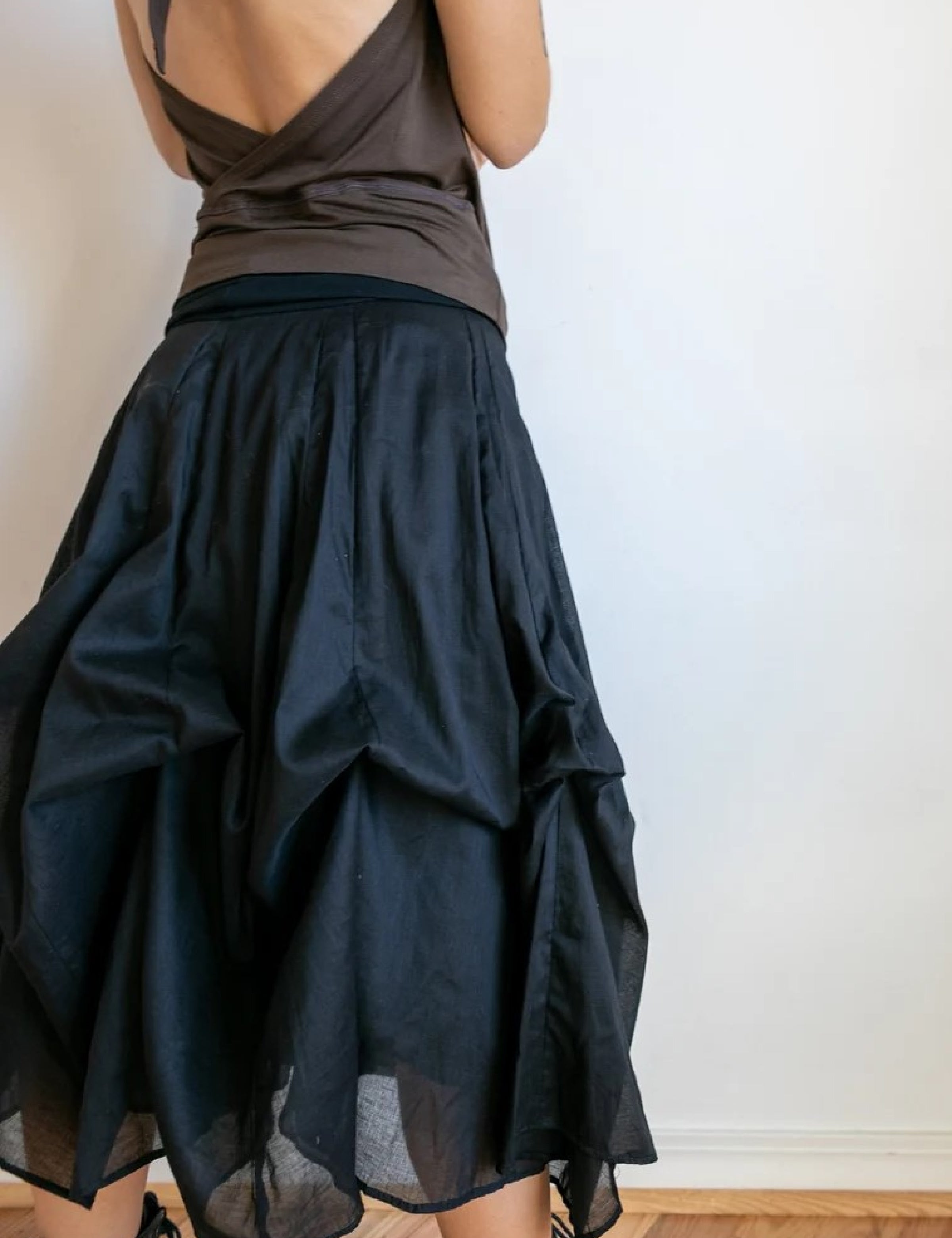 Blooming Lotus Multi Layer with Ties Adjustable Length Skirt In Black